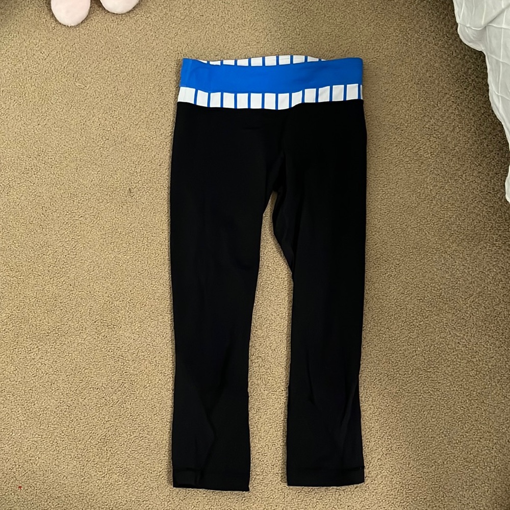 Rare Lululemon Cropped Leggings
